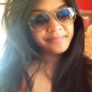 Meet your Posher, Carmina